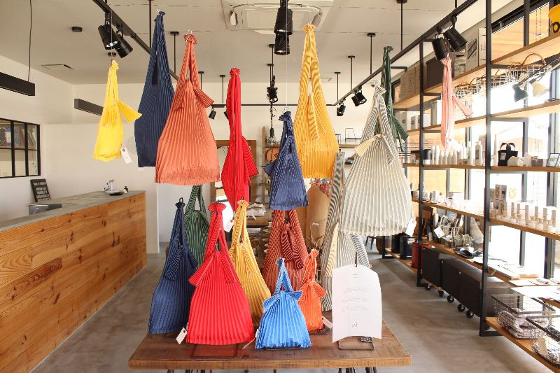 クラフト雑貨店の店内